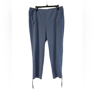 Chico’s Light Blue Zenergy Tie Bottom Detail Crops Size Large/12 (Chico’s Sz 2)